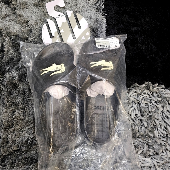 Lacoste slides - Picture 2 of 5